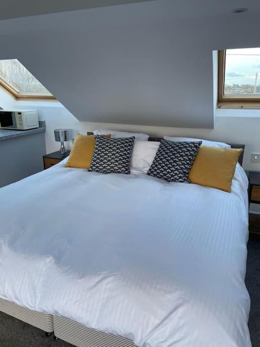 ברטון און סי Seascape - Stylish Modern Apartment מראה חיצוני תמונה